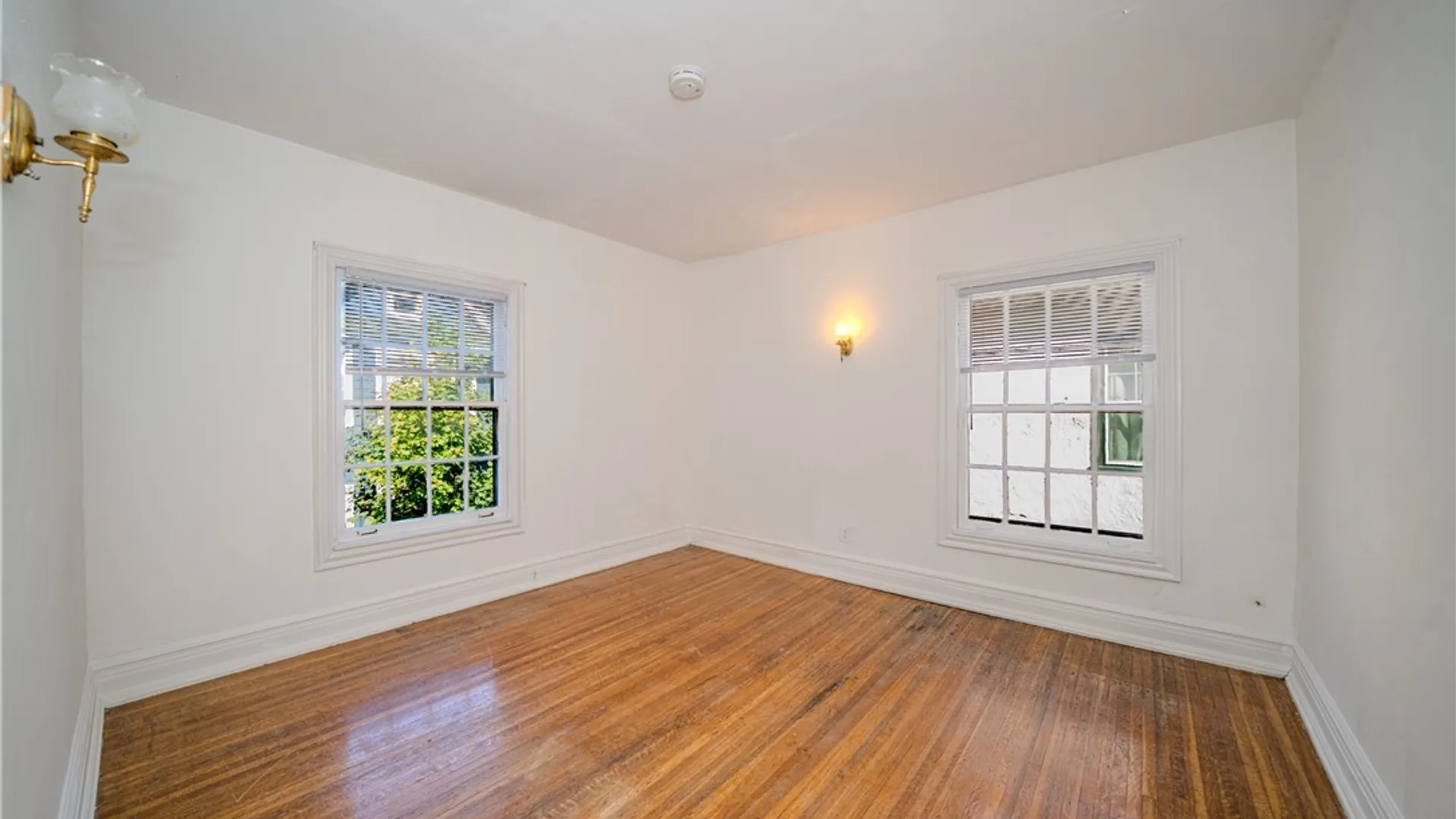 Property at 346 Woodward Avenue, Buffalo, NY 14214 30