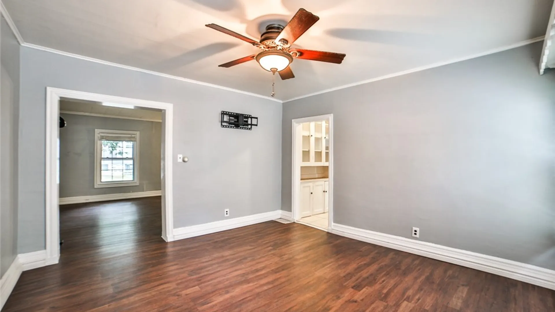 Property at 346 Woodward Avenue, Buffalo, NY 14214 16