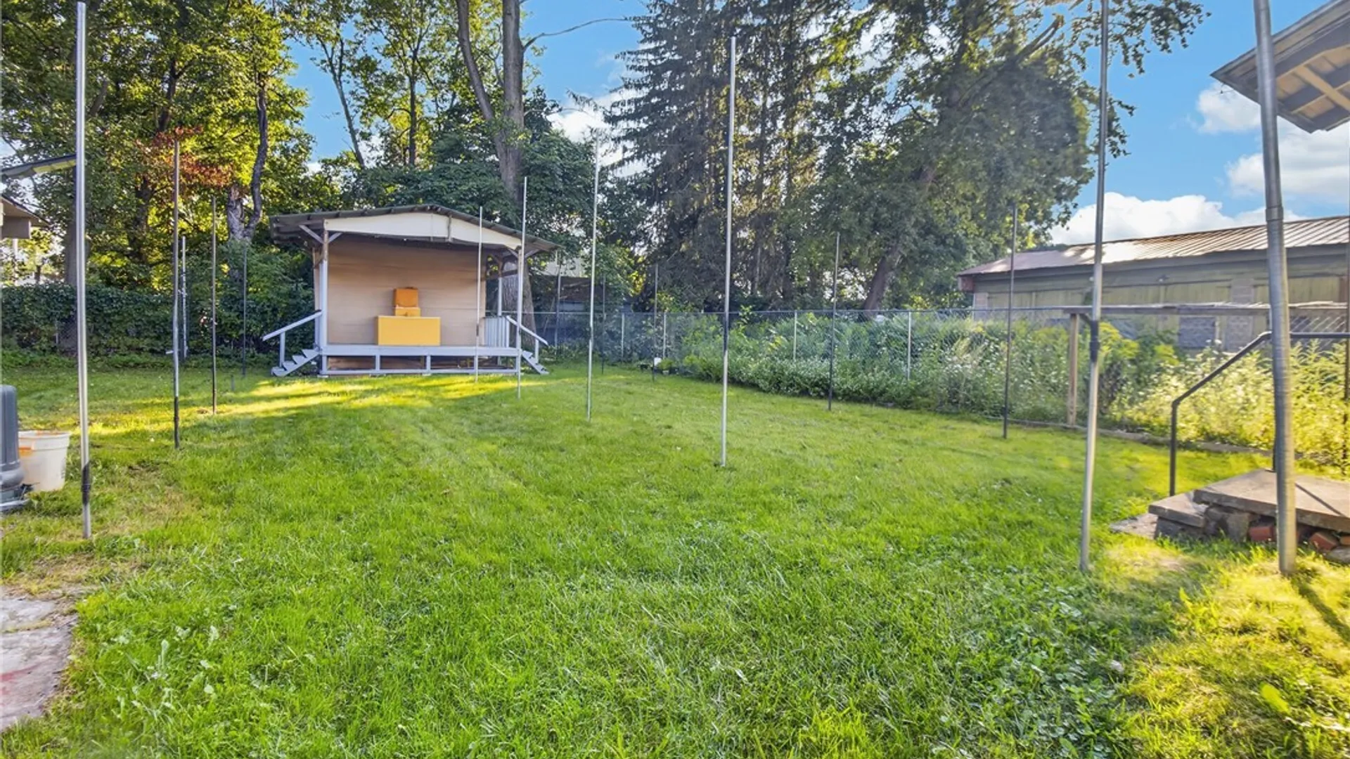 Property at 627 Plant st, Utica, NY 13502 36