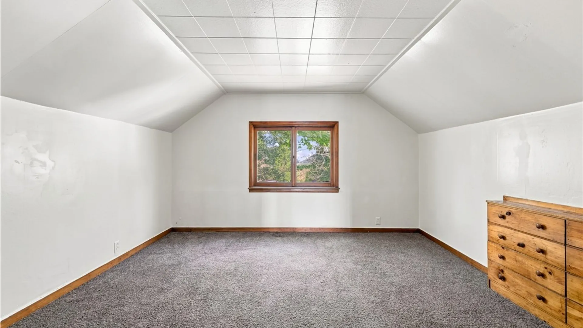 Property at 64 Millicent Avenue, Buffalo, NY 14215 18