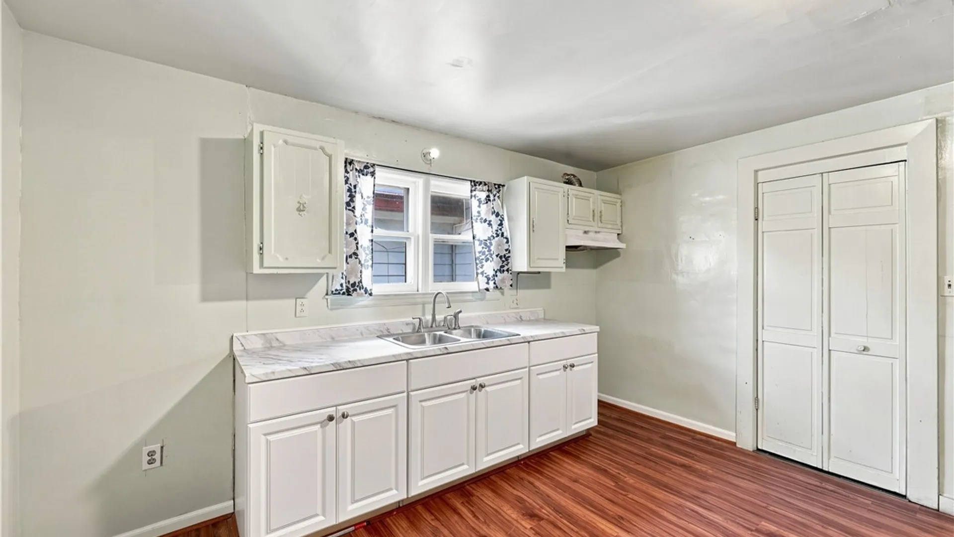Property at 78 Central Avenue, Buffalo, NY 14206 11
