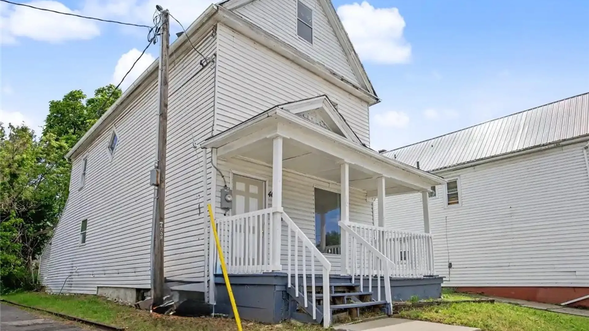 Property at 401 Military Road, Buffalo, NY 14207 3