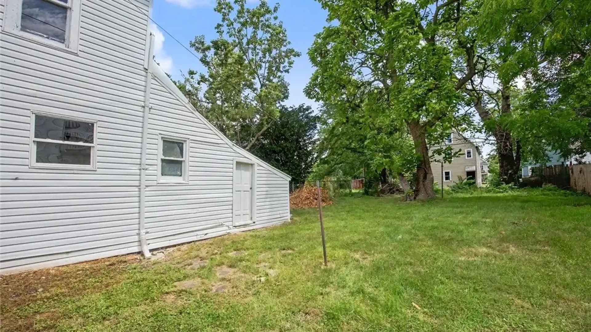 Property at 401 Military Road, Buffalo, NY 14207 6