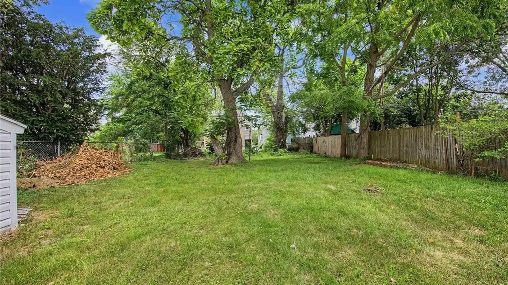 Property at 401 Military Road, Buffalo, NY 14207 7