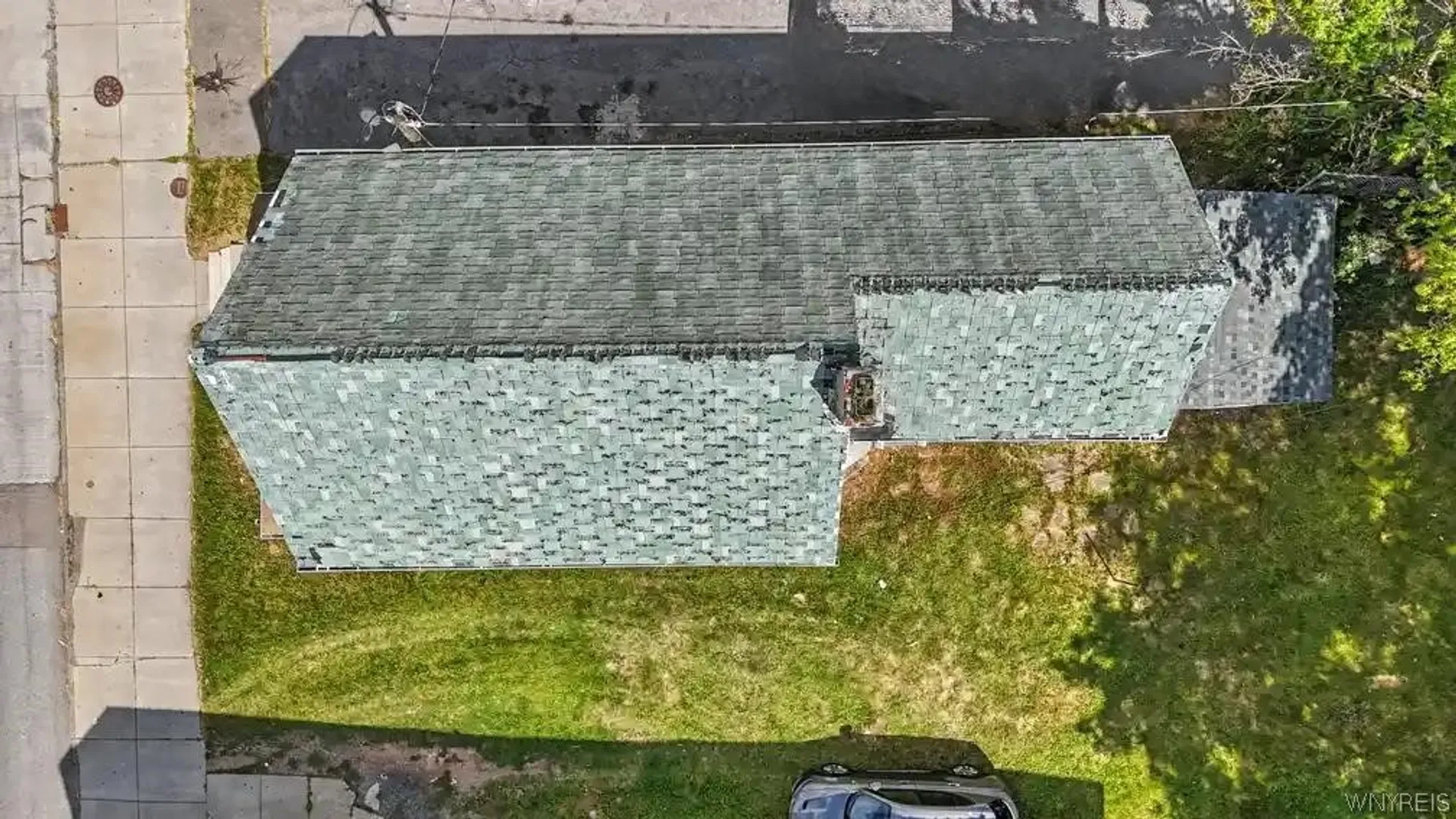 Property at 401 Military Road, Buffalo, NY 14207 16