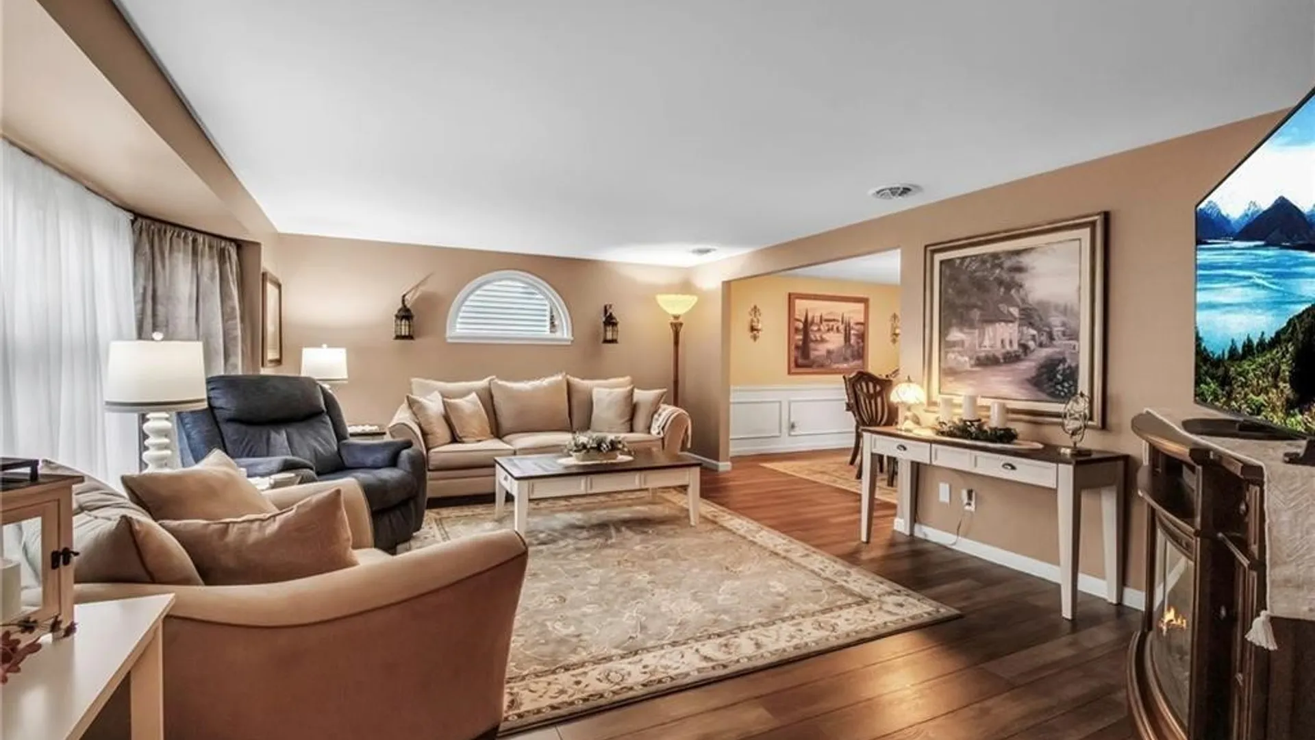 Property at 97 Tartan Lane, Amherst, NY 14221 3