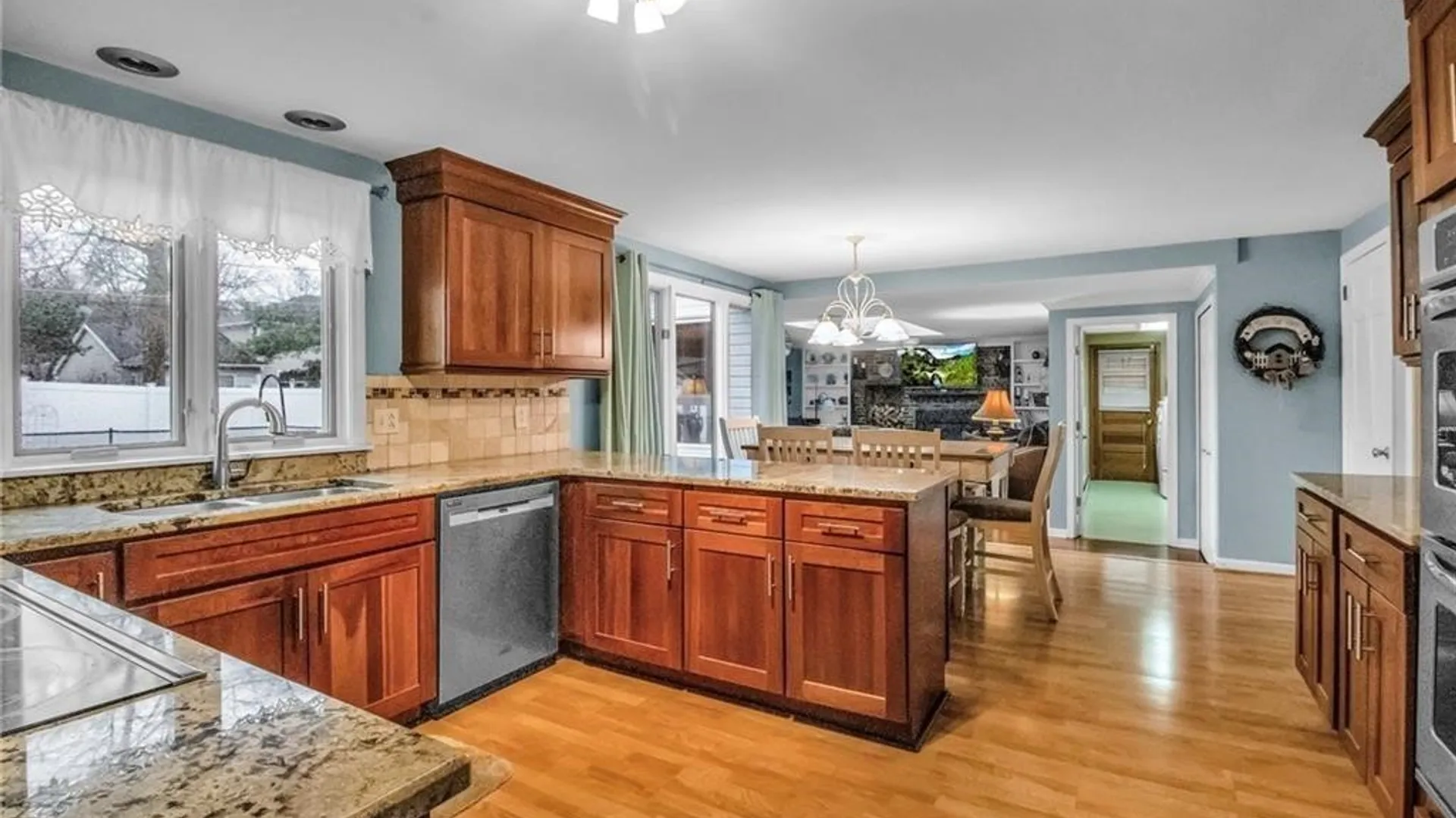 Property at 97 Tartan Lane, Amherst, NY 14221 8