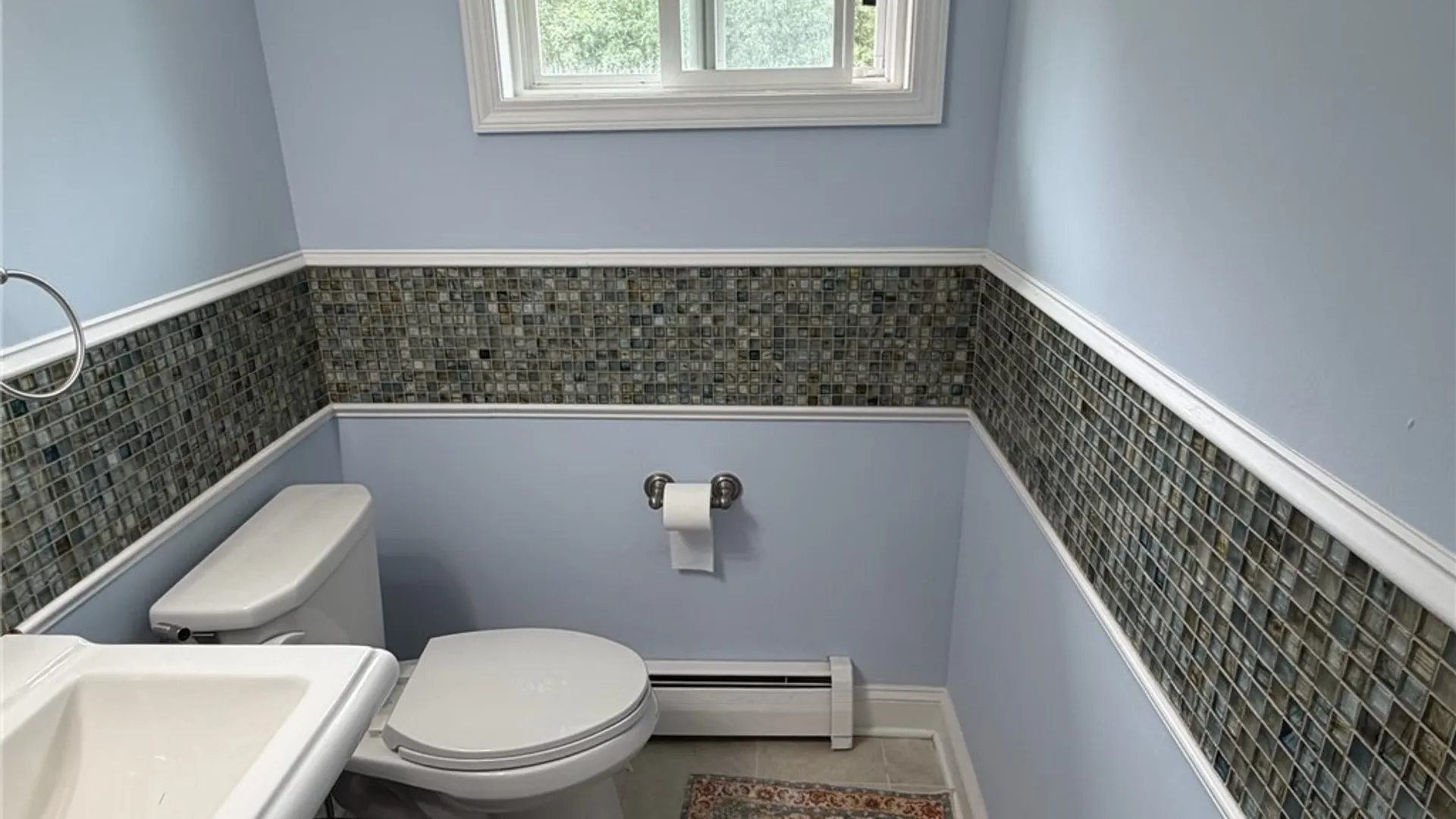 Property at 12 Brookedge Road, Cheektowaga, NY 14043 10