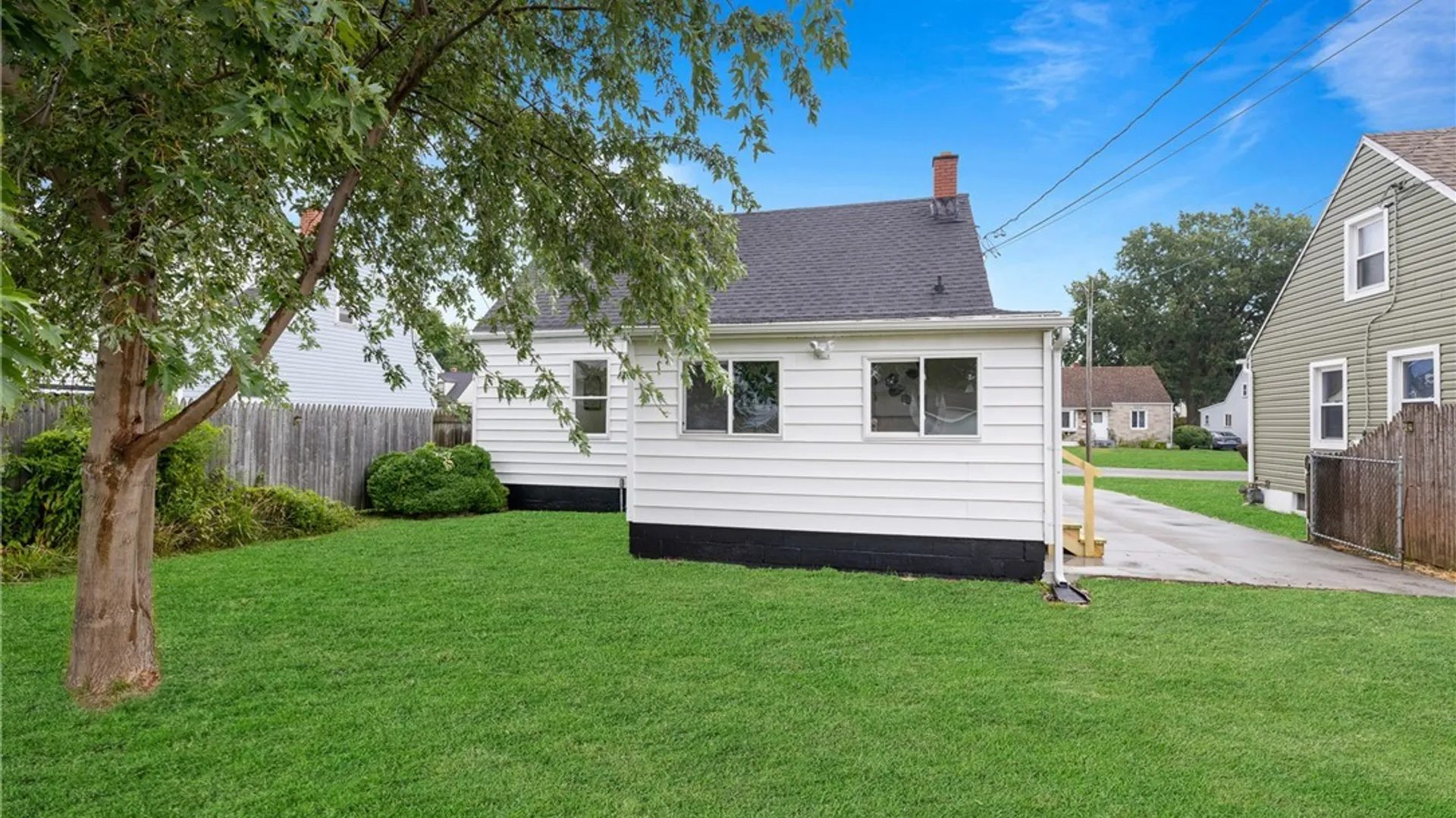Property at 47 S Hedley Street, Cheektowaga, NY 14206 8