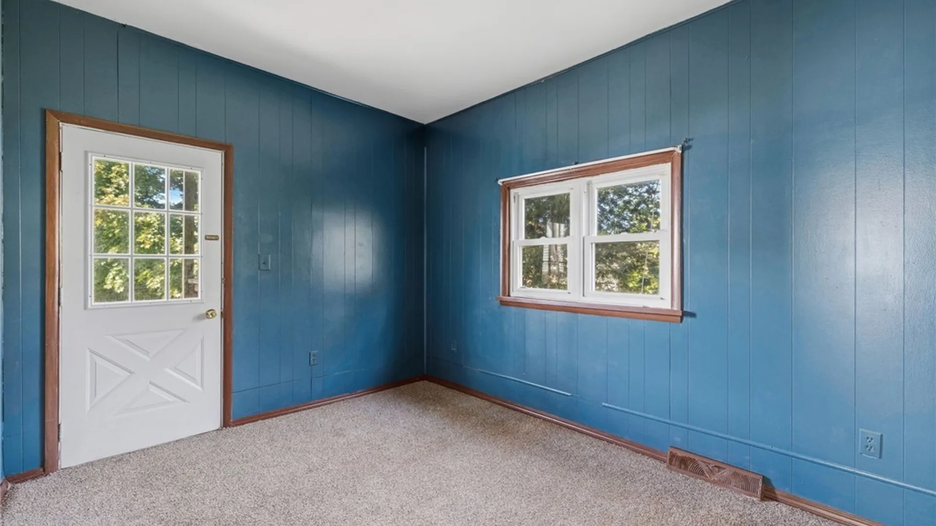 Property at 210 Kirby Avenue, Lackawanna, NY 14218 17