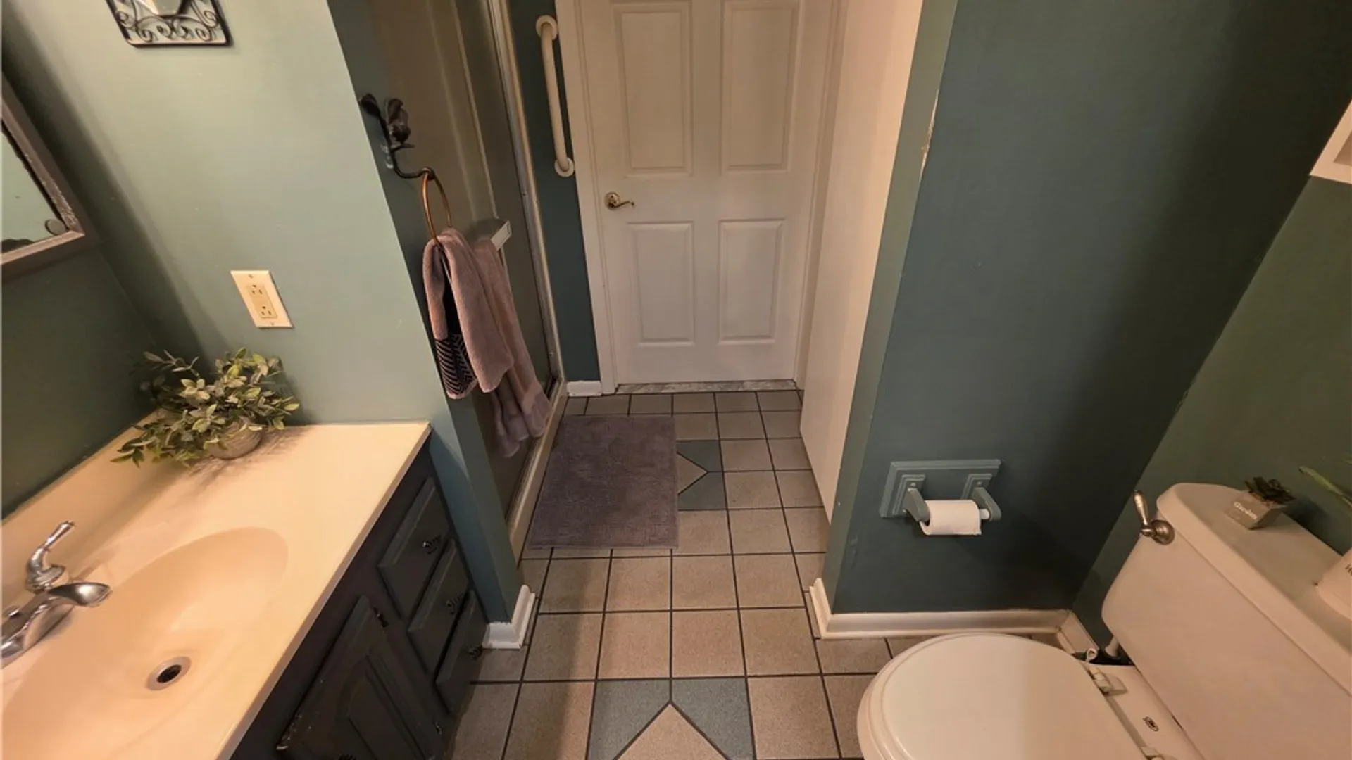 Property at 106 Thorndike Lane, Manlius, NY 13116 15
