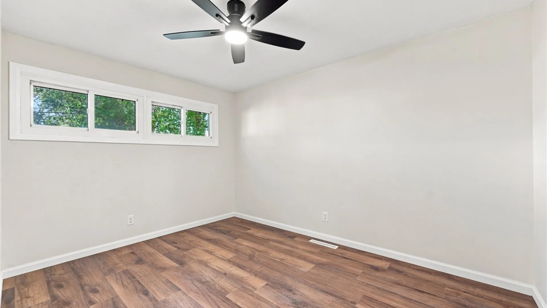 Property at 15 Alys Drive, Cheektowaga, NY 14043 27