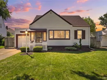 Property at 17 Campwood Court, Cheektowaga, NY 14215