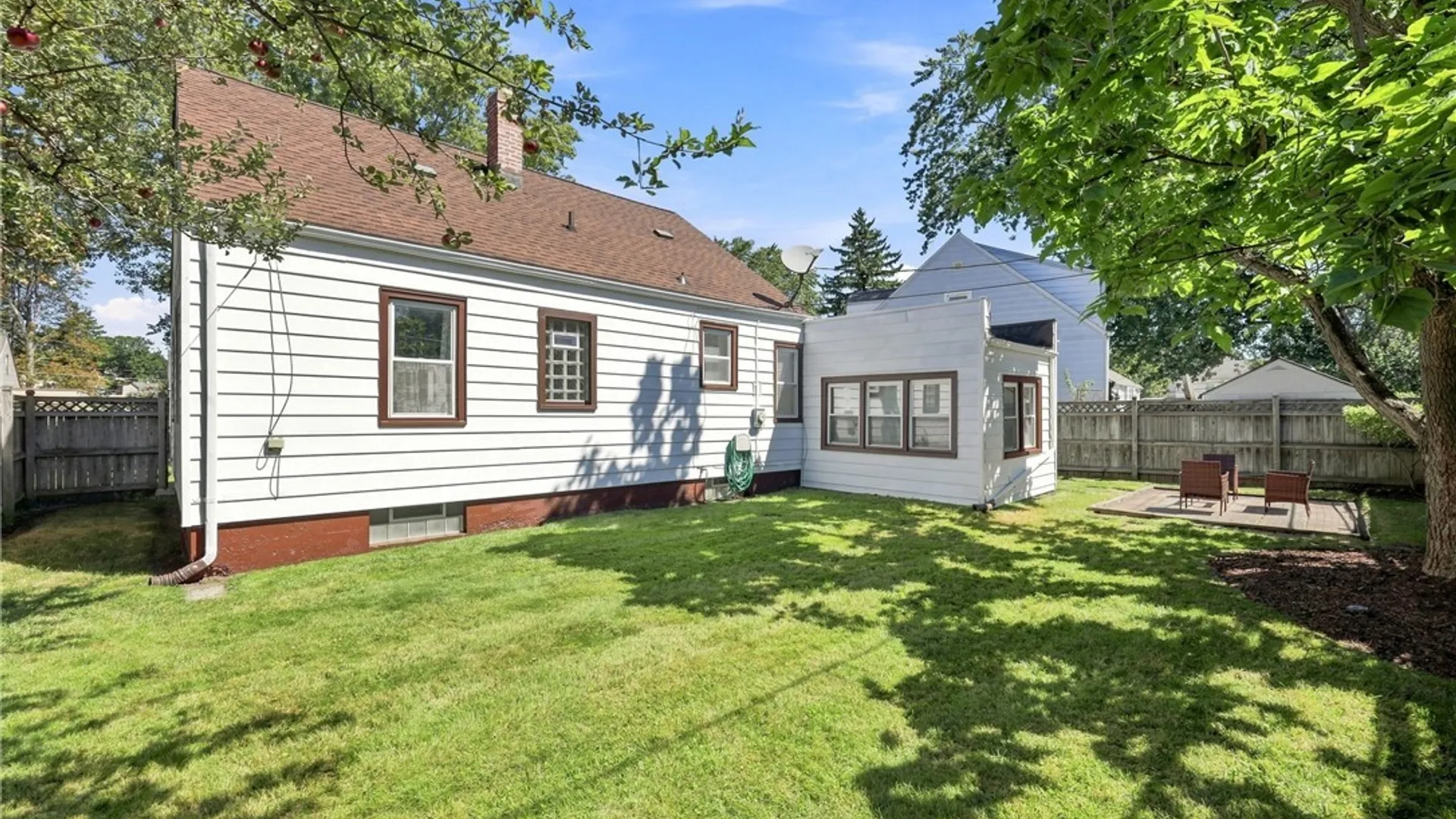 Property at 17 Campwood Court, Cheektowaga, NY 14215 38