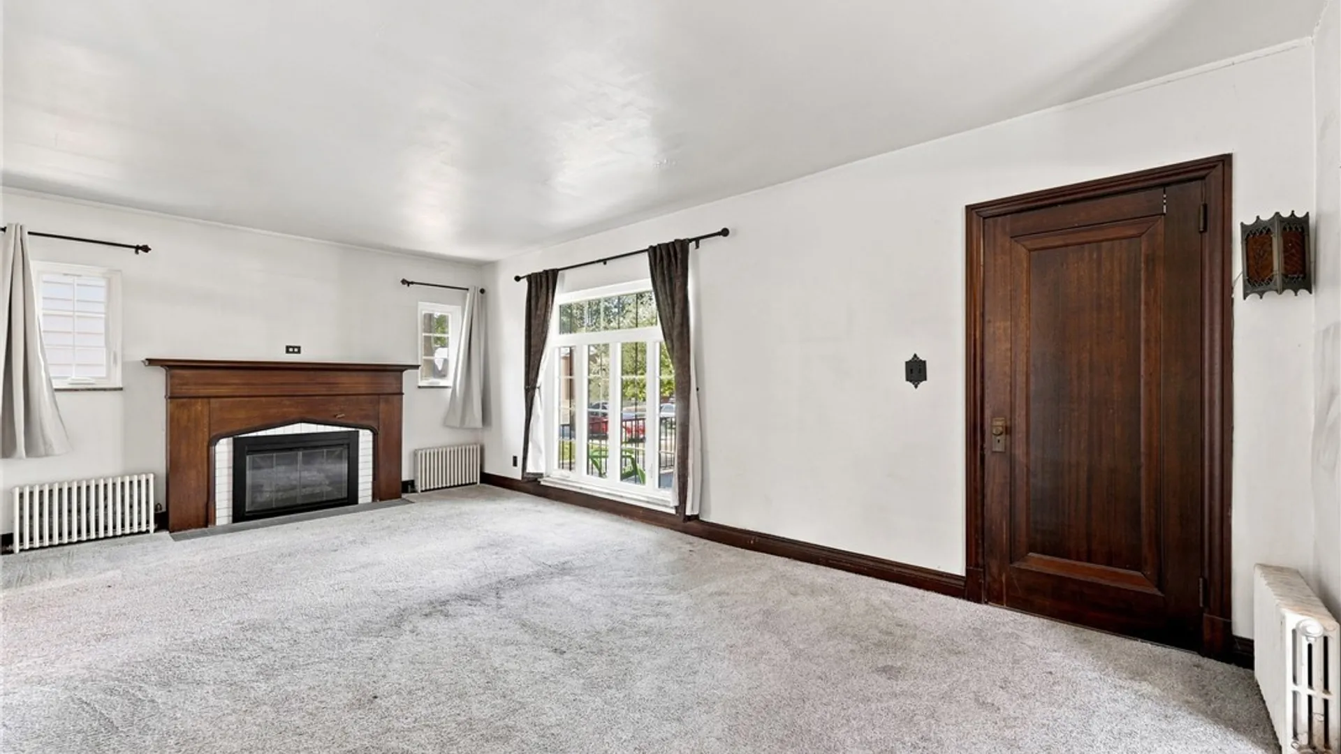 Property at 65 Danbury Lane, Tonawanda, NY 14217 6