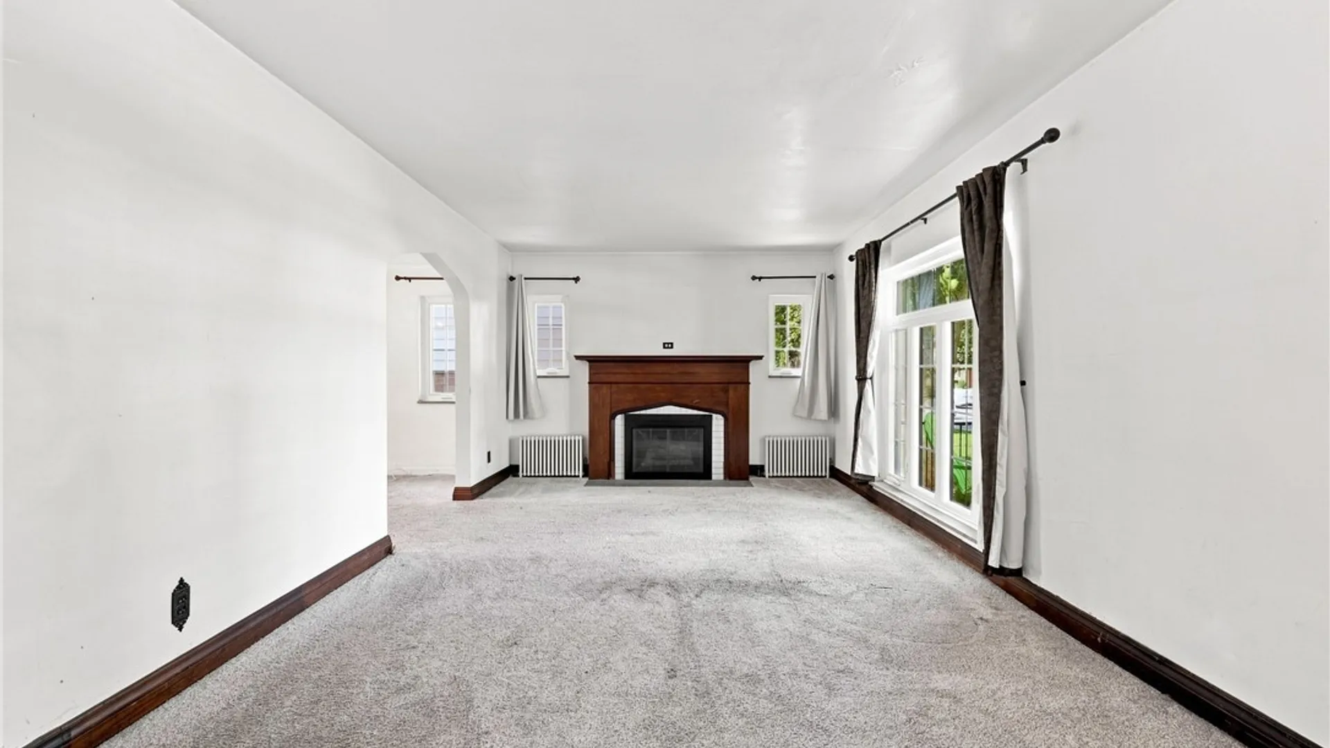 Property at 65 Danbury Lane, Tonawanda, NY 14217 7