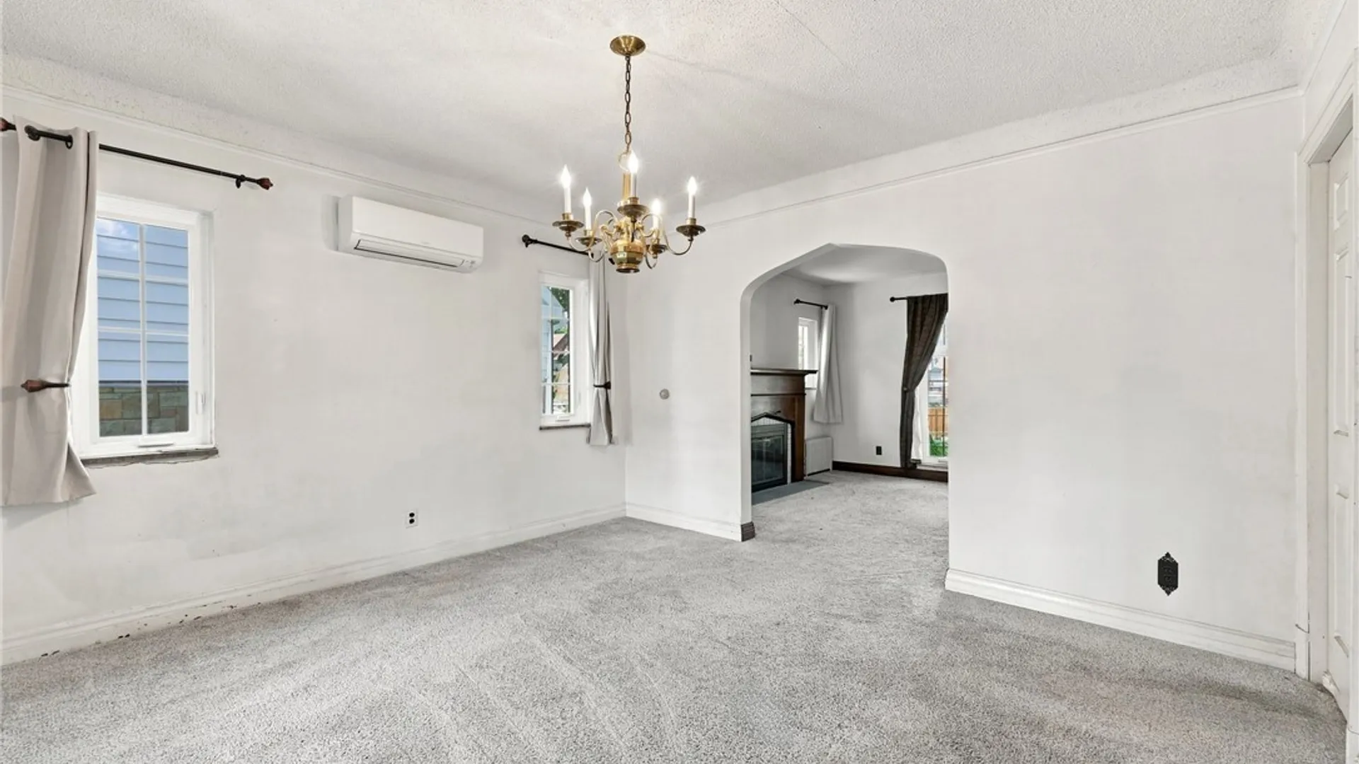 Property at 65 Danbury Lane, Tonawanda, NY 14217 12