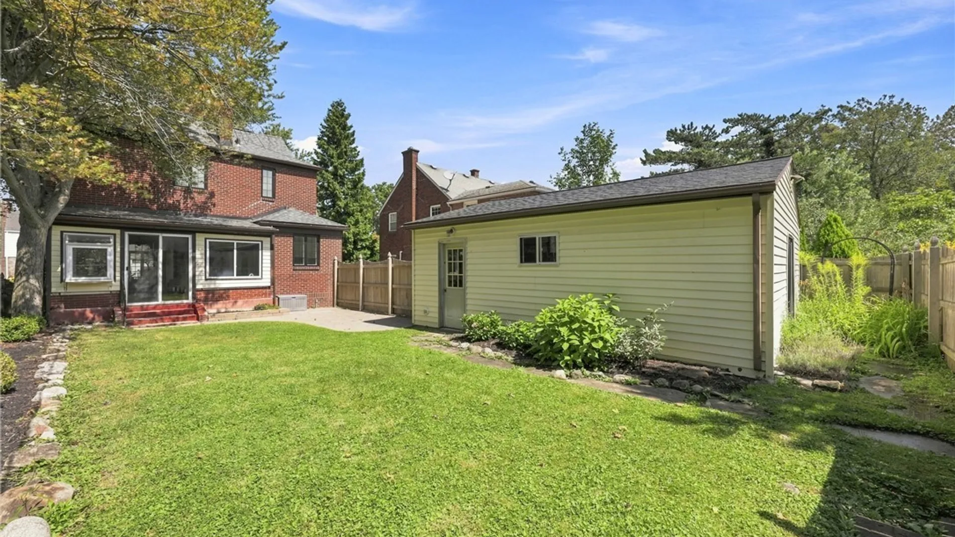Property at 65 Danbury Lane, Tonawanda, NY 14217 38