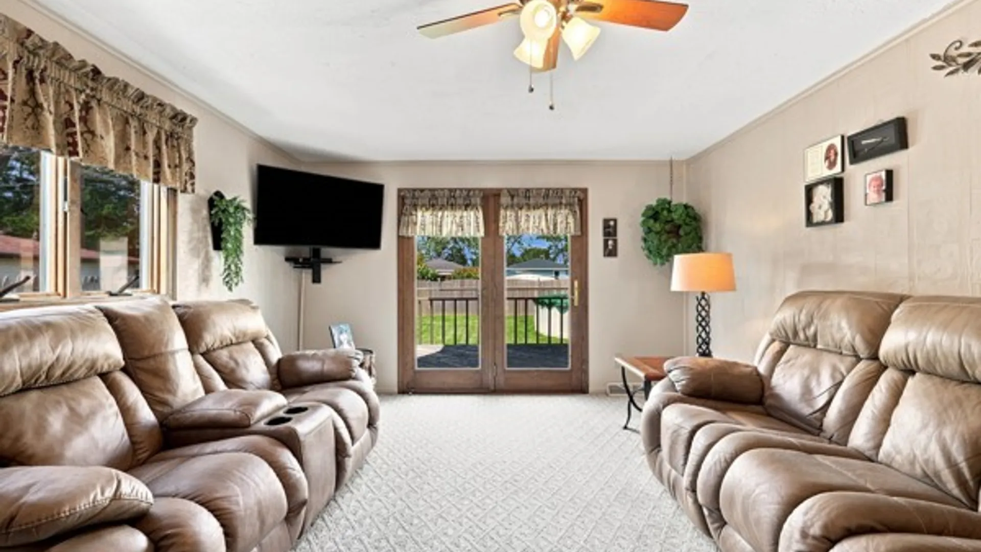 Property at 178 Autumnwood Drive, Cheektowaga, NY 14227 9