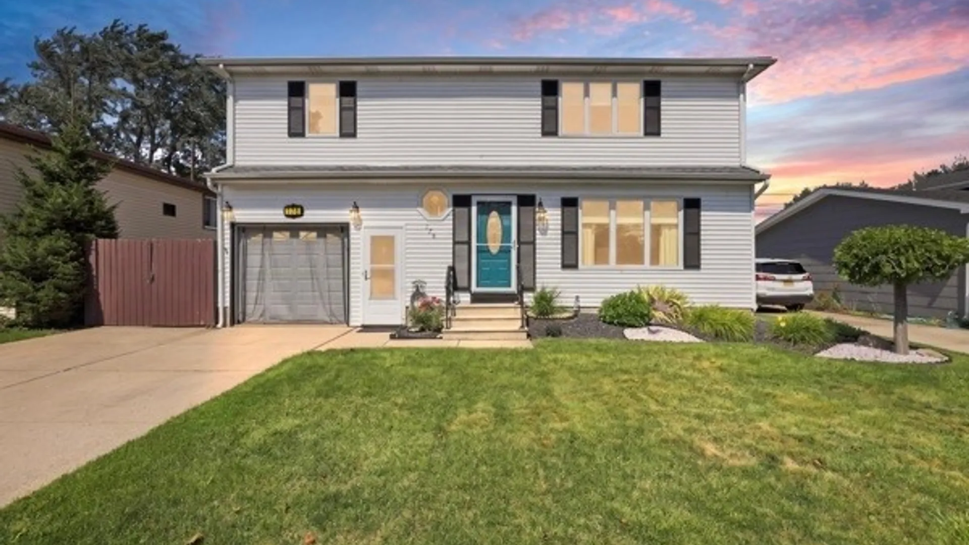 Property at 178 Autumnwood Drive, Cheektowaga, NY 14227 34