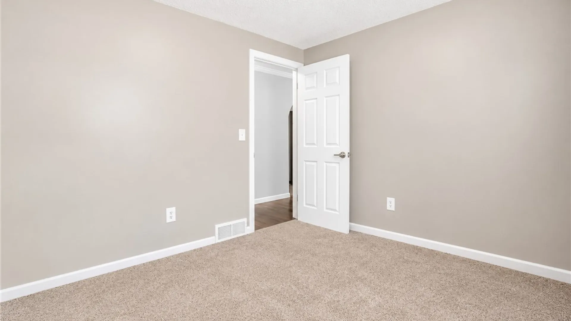 Property at 72 Cherry Creek Lane, Greece, NY 14626 10
