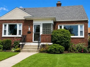 Property at 15 Kenton Road, Tonawanda, NY 14217