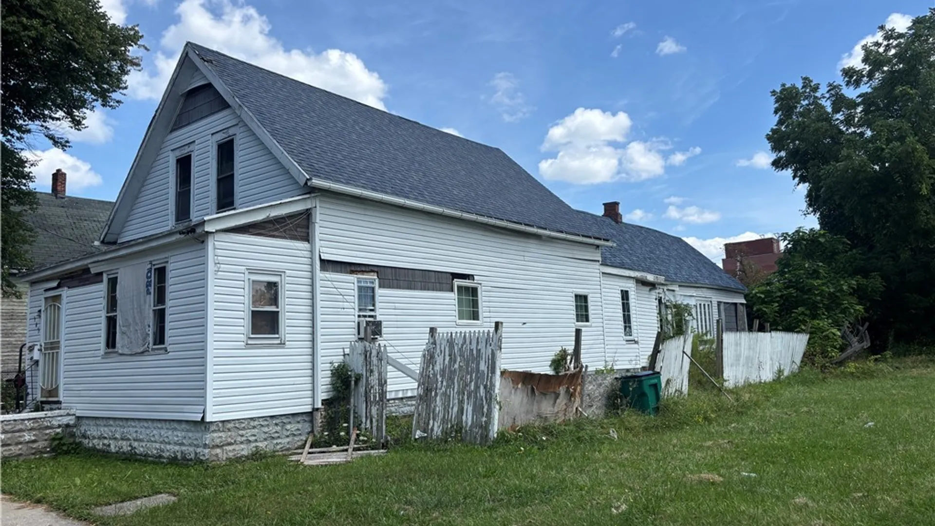Property at 145 Monroe Street, Buffalo, NY 14206 3