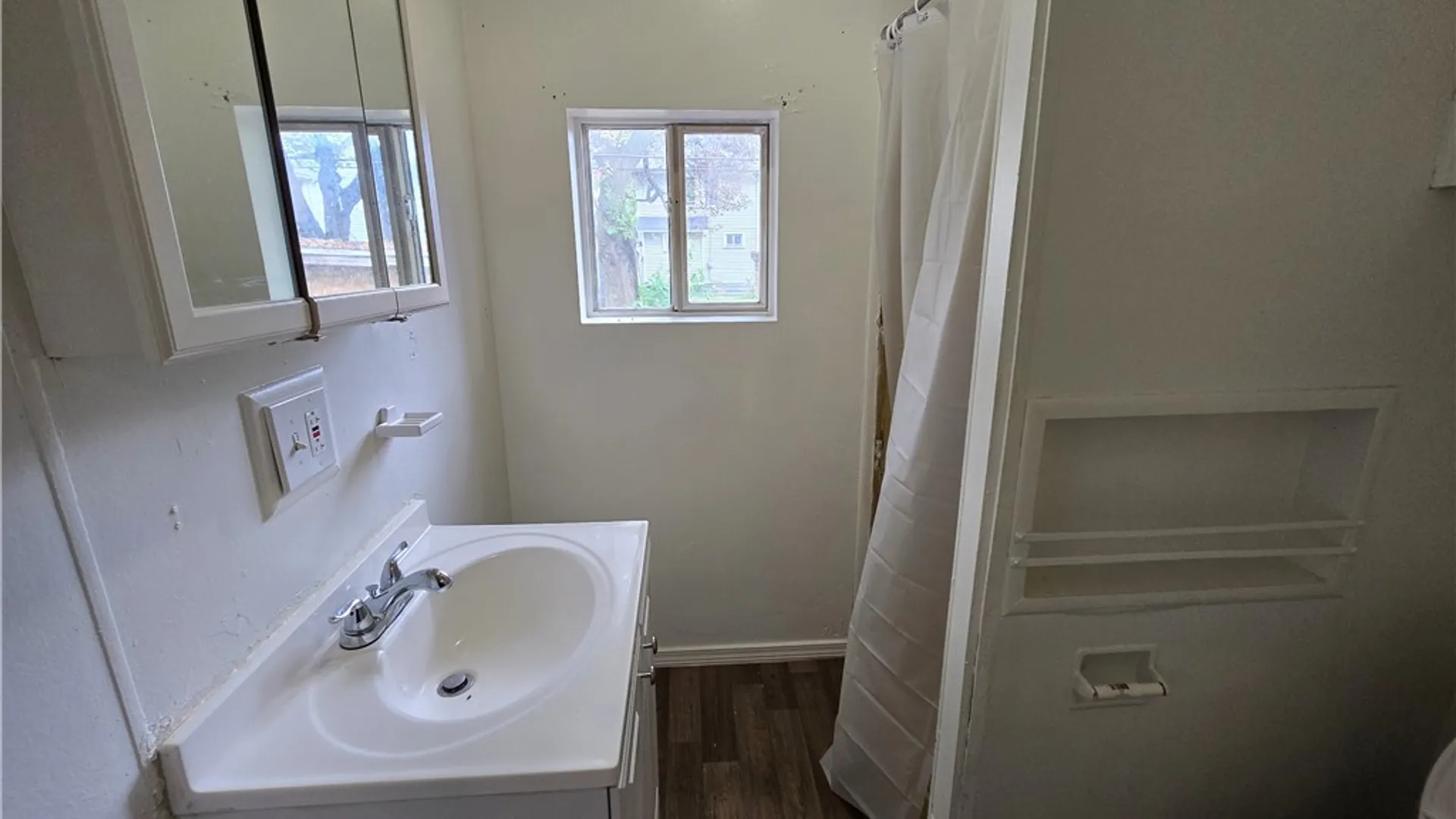 Property at 142 Delamaine Drive, Rochester, NY 14621 7