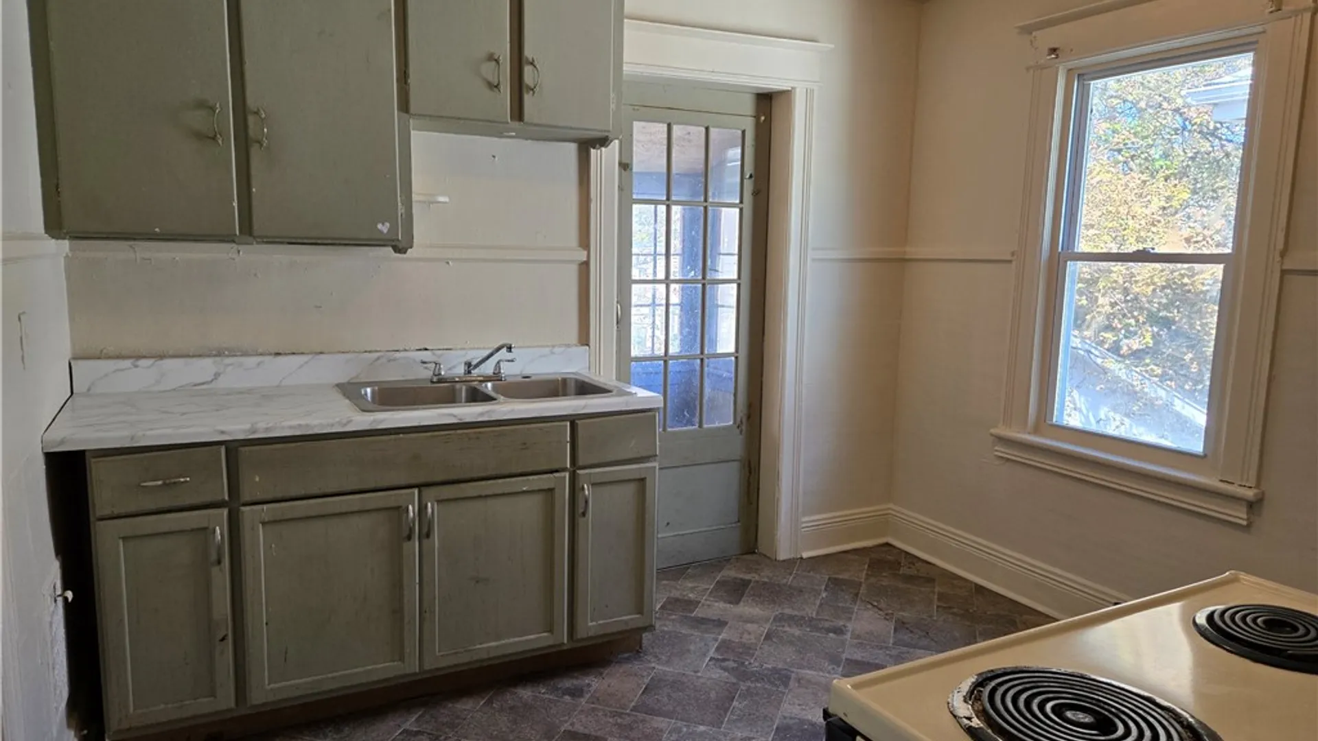 Property at 142 Delamaine Drive, Rochester, NY 14621 8