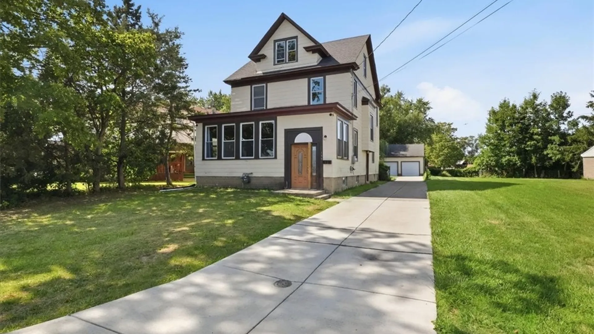 Property at 118 Princeton Avenue, Cheektowaga, NY 14043 3