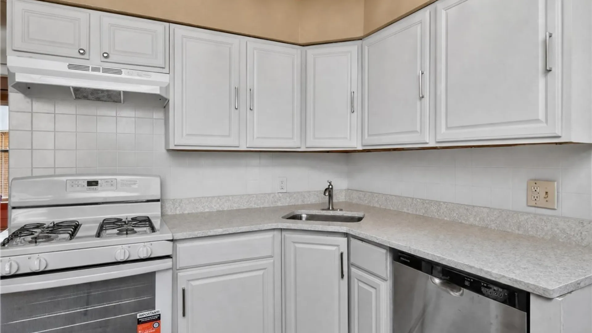Property at 118 Princeton Avenue, Cheektowaga, NY 14043 14