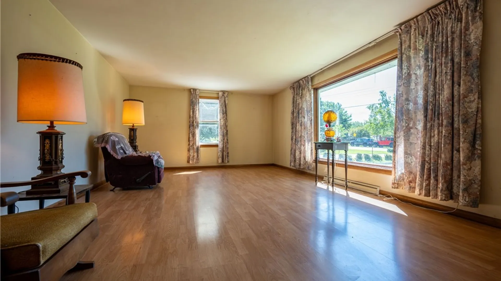 Property at 130 Rowley Road, Cheektowaga, NY 14227 5