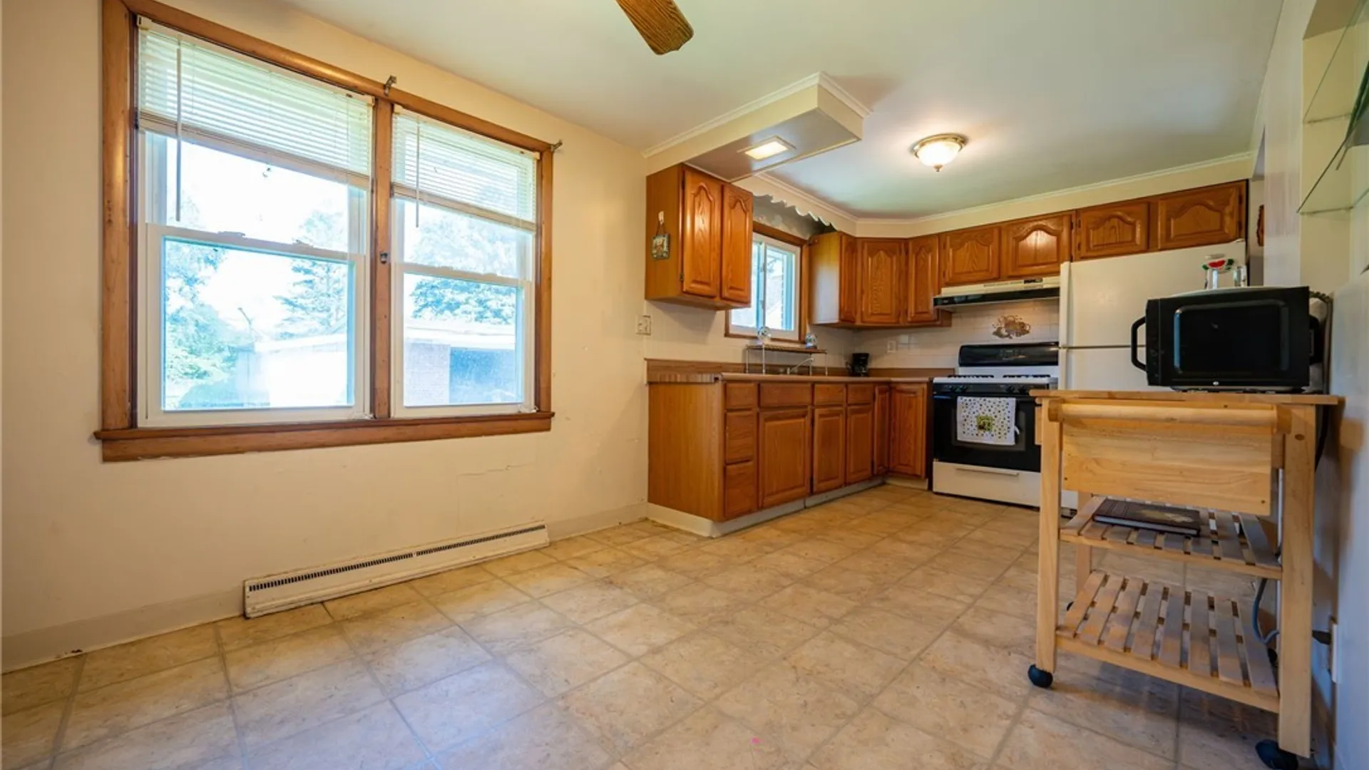 Property at 130 Rowley Road, Cheektowaga, NY 14227 9