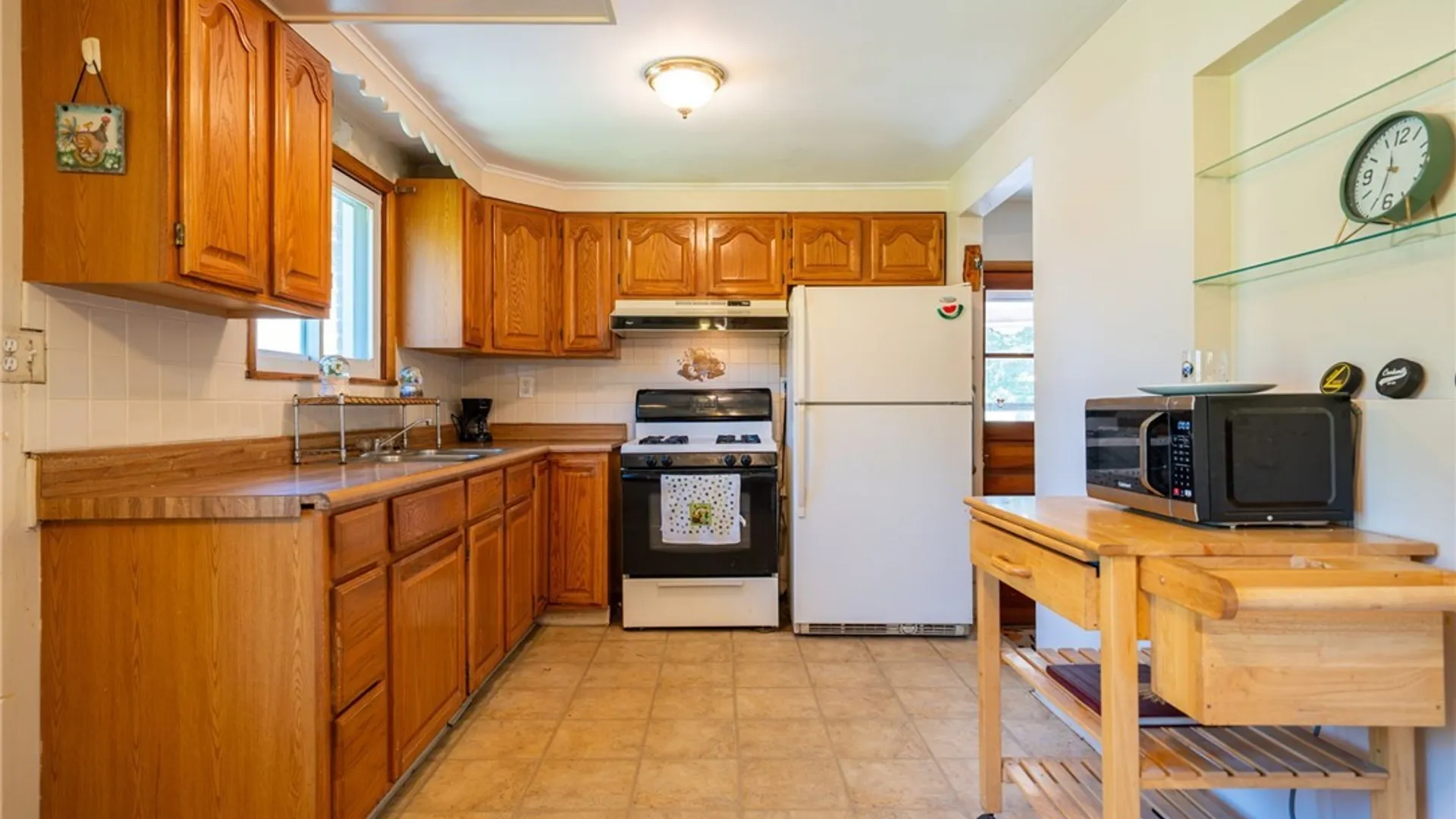 Property at 130 Rowley Road, Cheektowaga, NY 14227 11