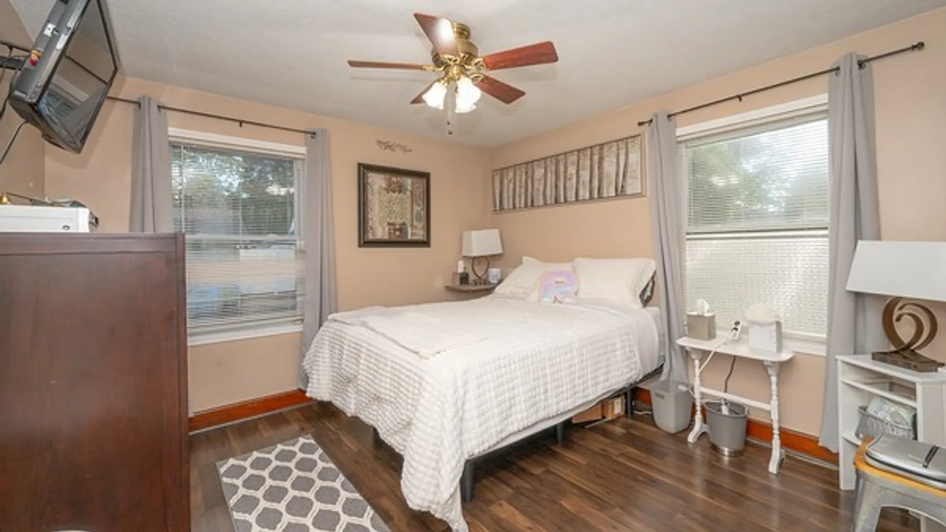 Property at 1275 Wyoming Avenue, Niagara Falls, NY 14305 15