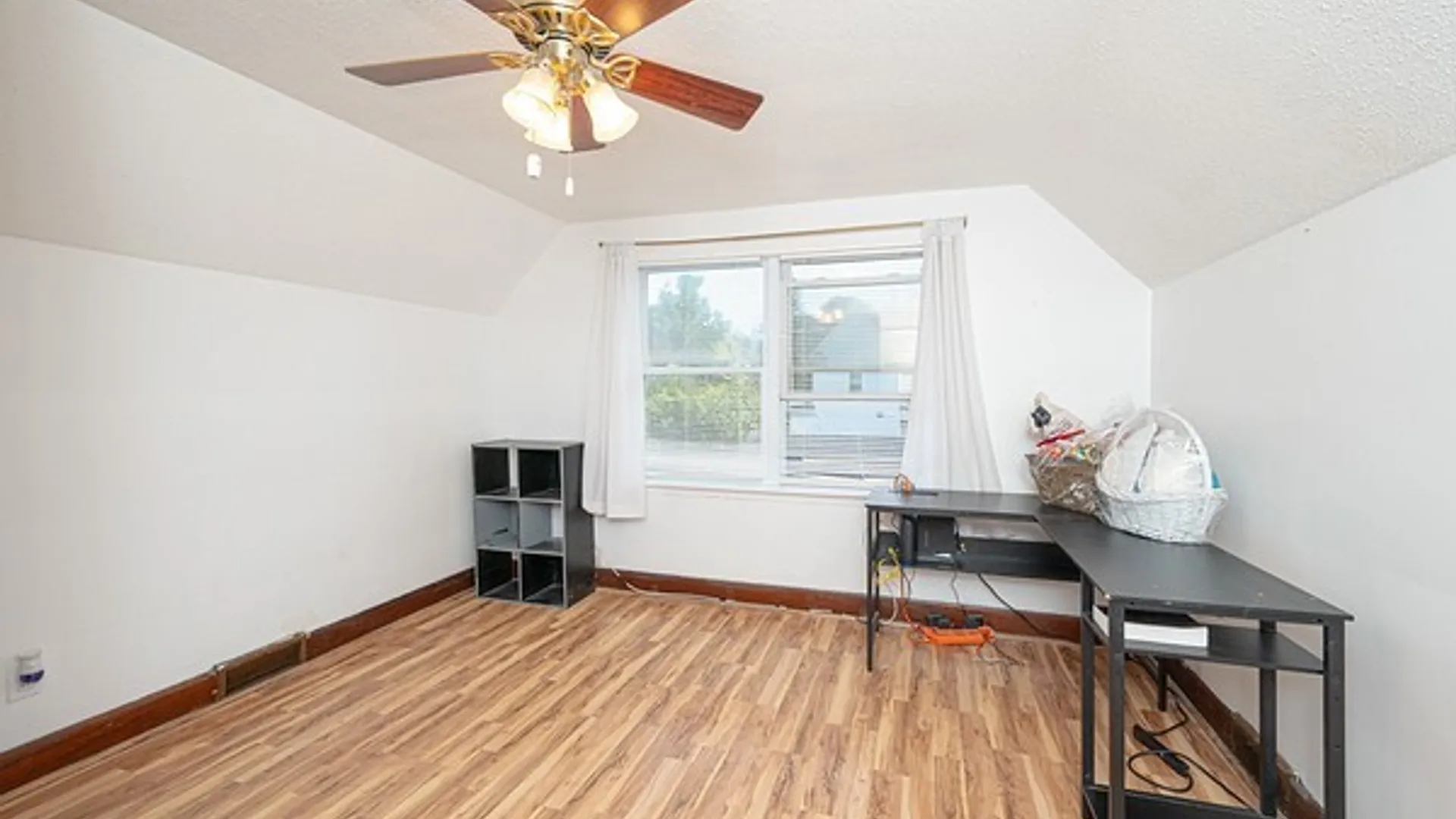 Property at 1275 Wyoming Avenue, Niagara Falls, NY 14305 27