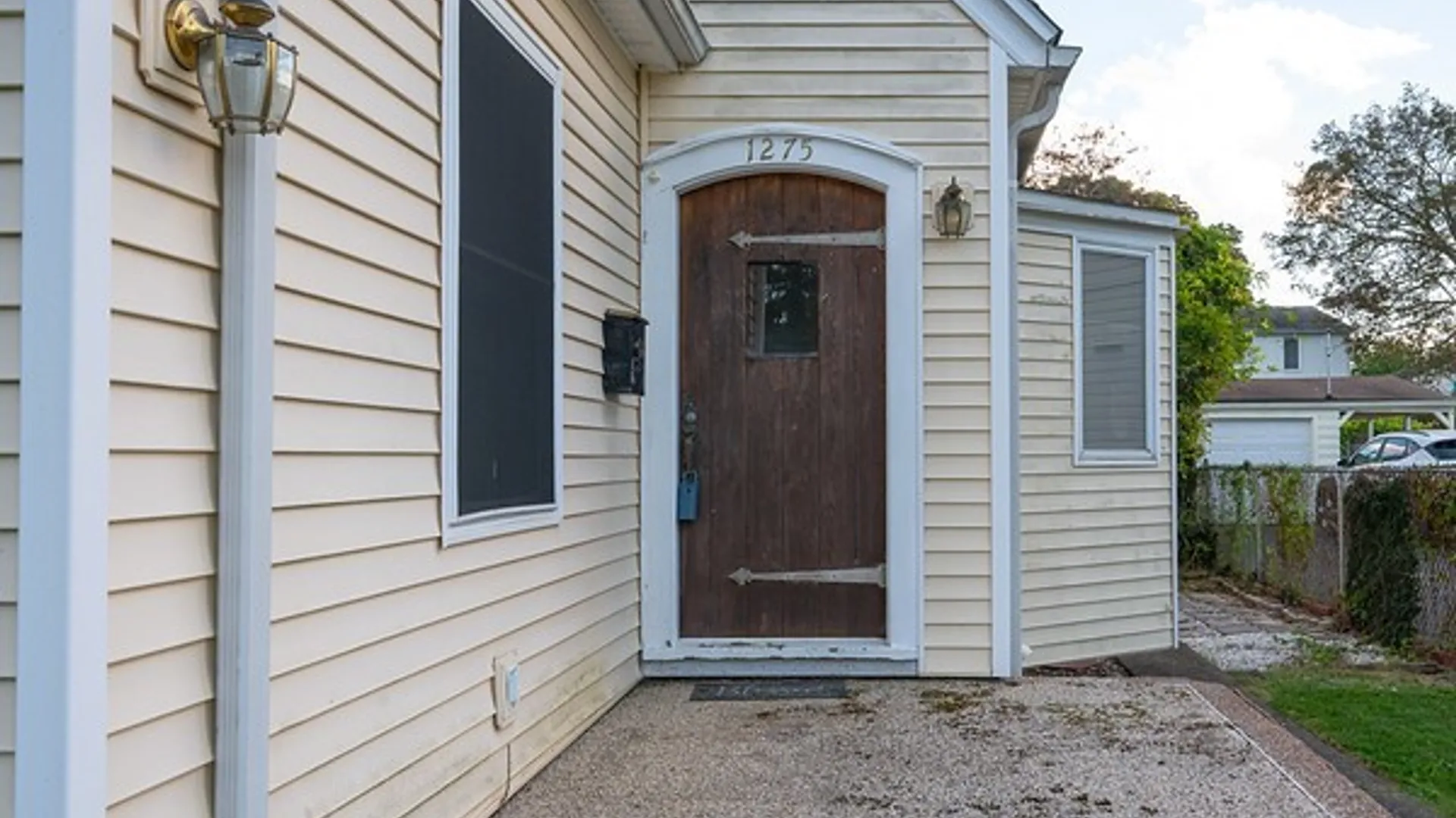 Property at 1275 Wyoming Avenue, Niagara Falls, NY 14305 4