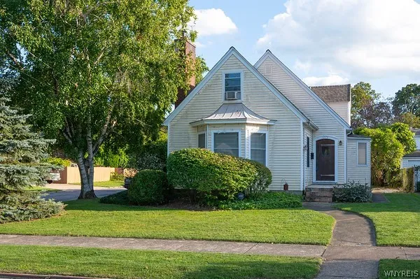 Property at 1275 Wyoming Avenue, Niagara Falls, NY 14305