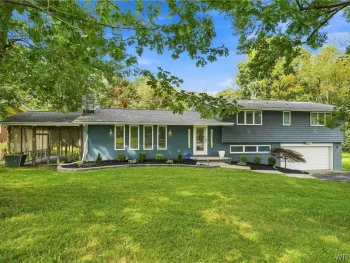 Property at 4690 Boncrest Drive, Clarence, NY 14221