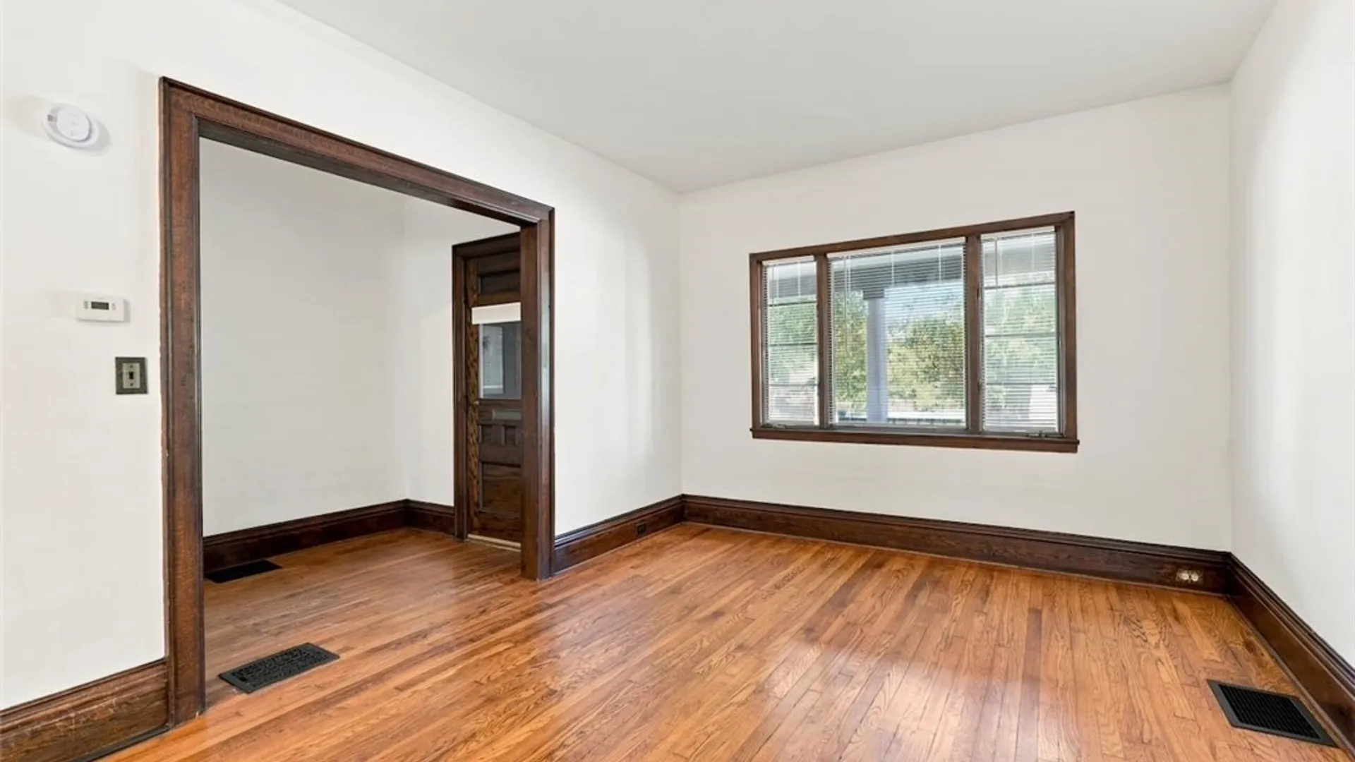 Property at 95 Parkside Avenue, Buffalo, NY 14214 8