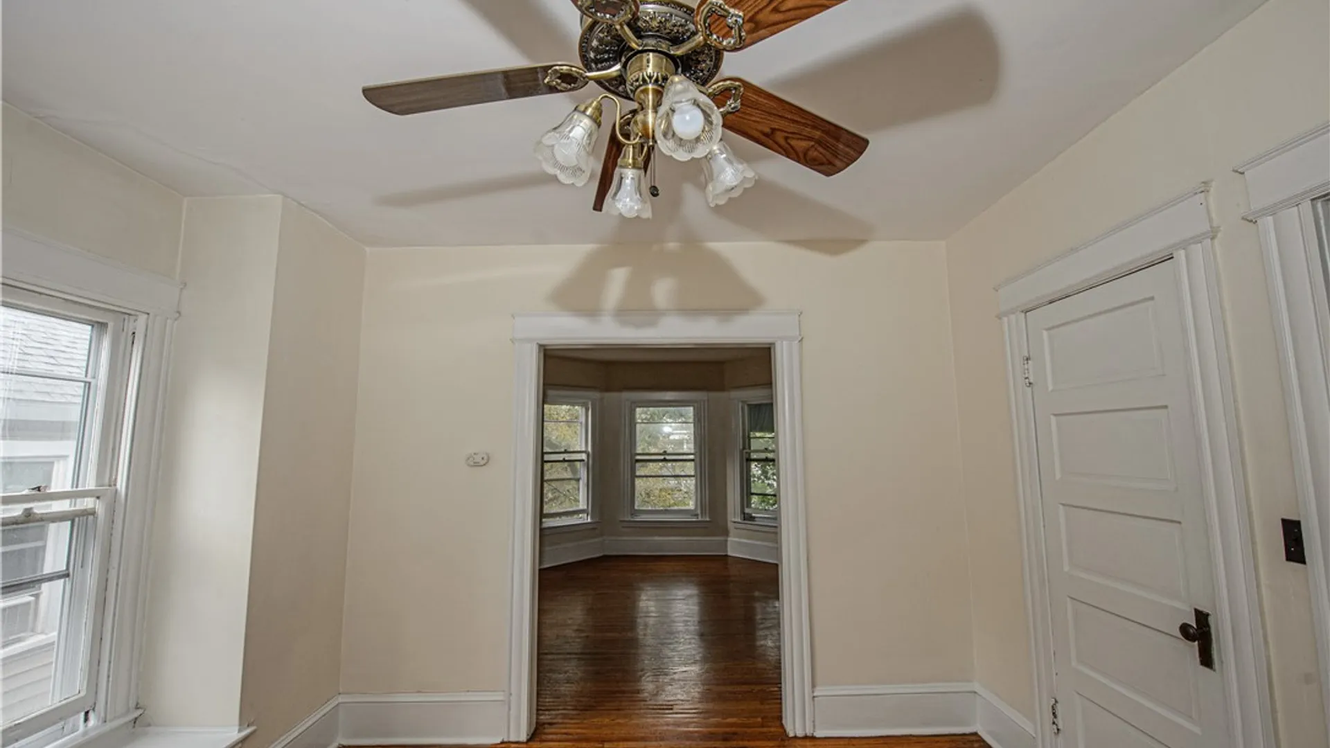 Property at 115 Trinity Place, Syracuse, NY 13210 5