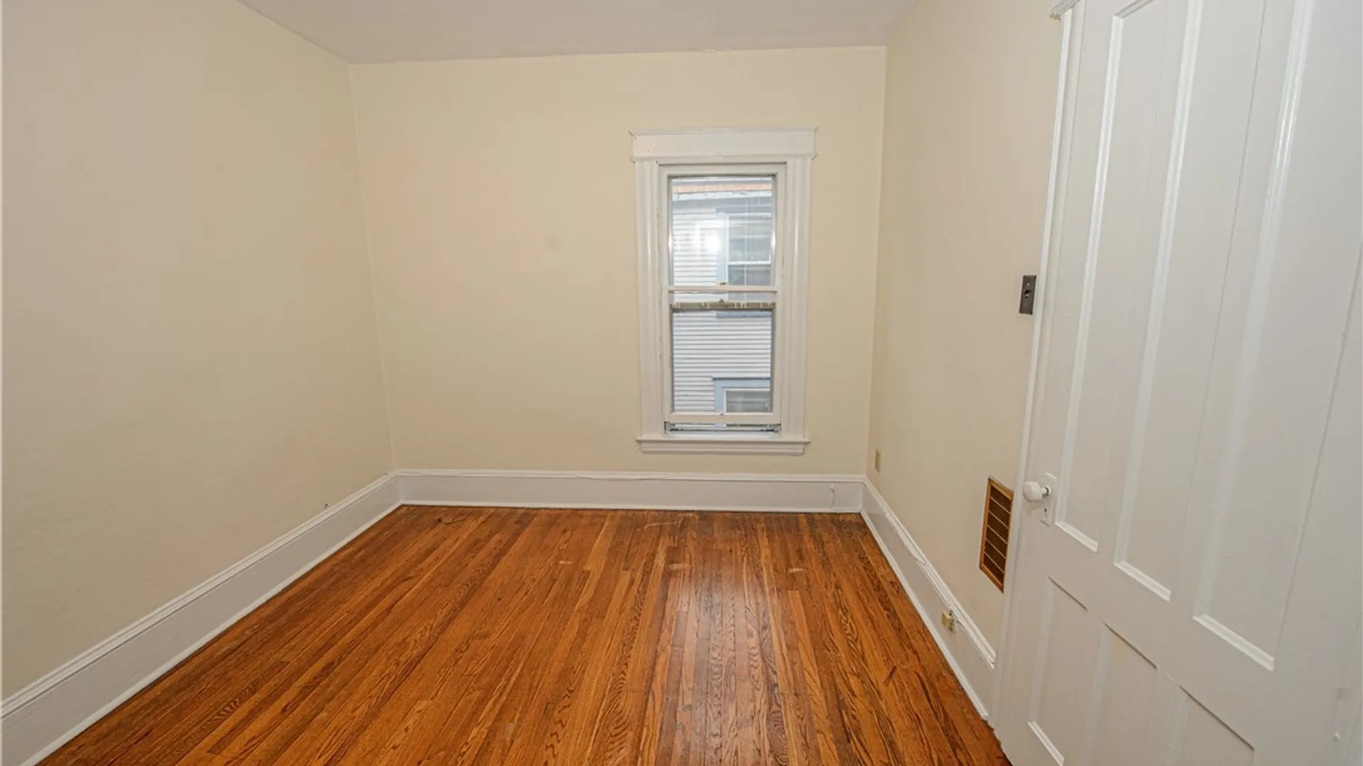 Property at 115 Trinity Place, Syracuse, NY 13210 15