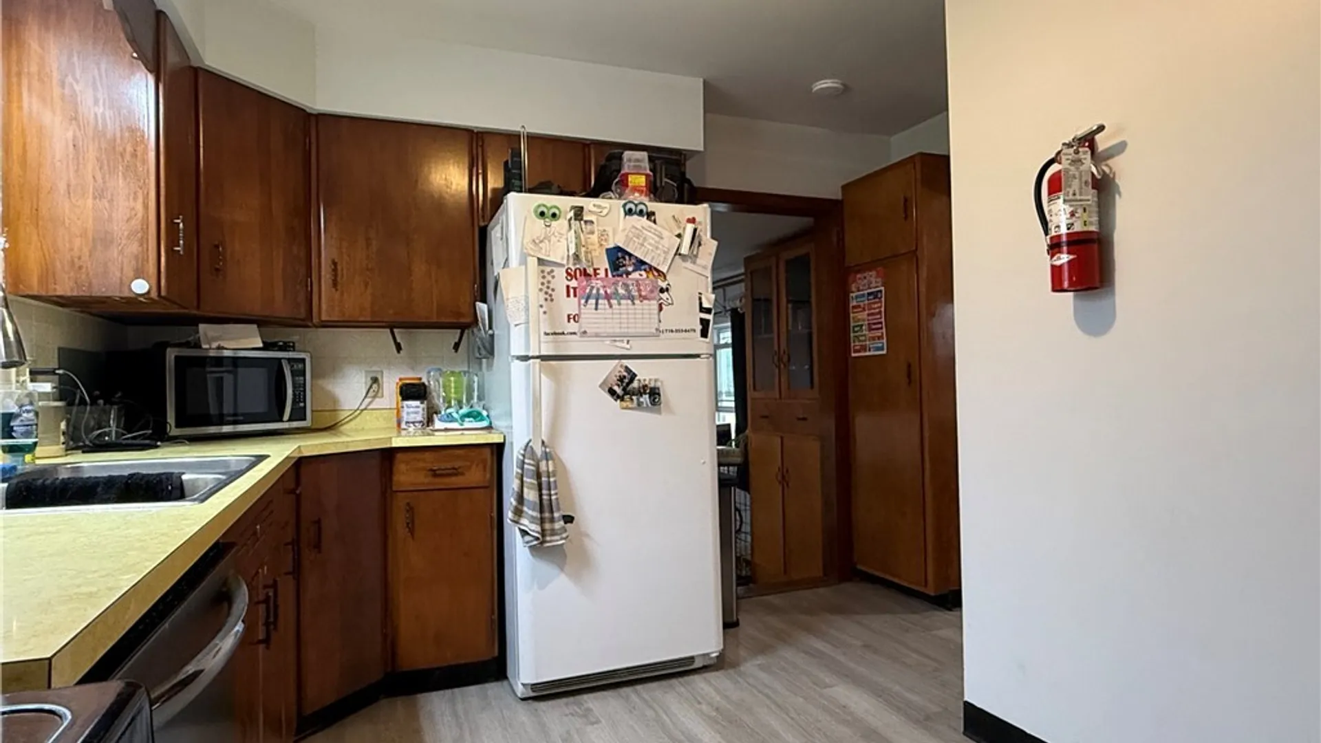 Property at 9187 Ellinwood Road, Pembroke, NY 14036 16