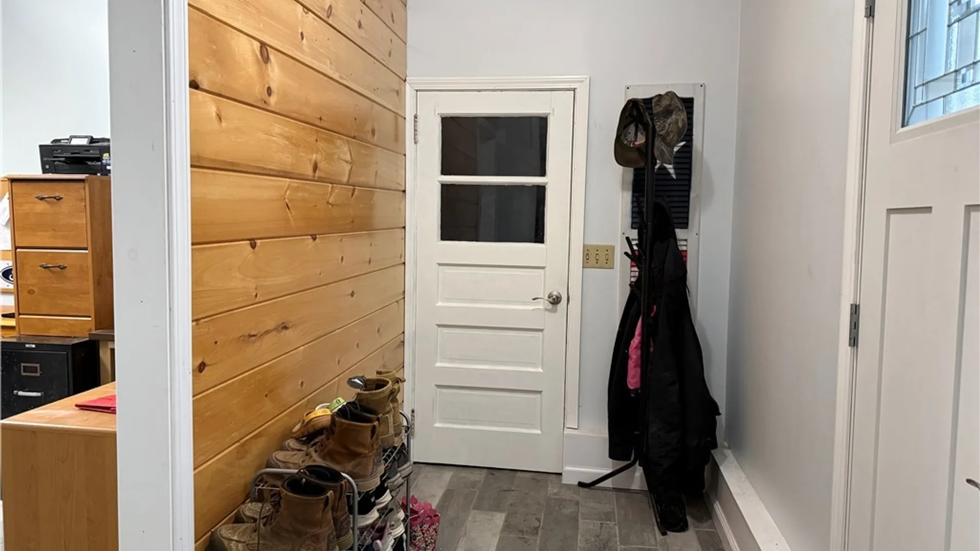 Property at 9187 Ellinwood Road, Pembroke, NY 14036 9