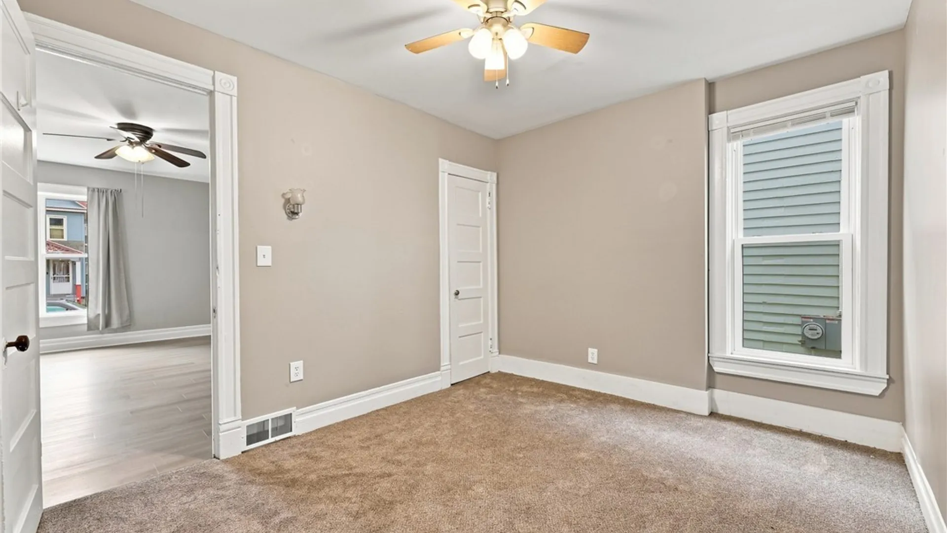 Property at 55 Vernon Place, Buffalo, NY 14214 4
