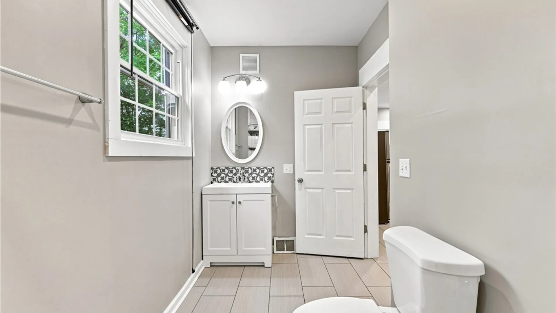Property at 55 Vernon Place, Buffalo, NY 14214 12