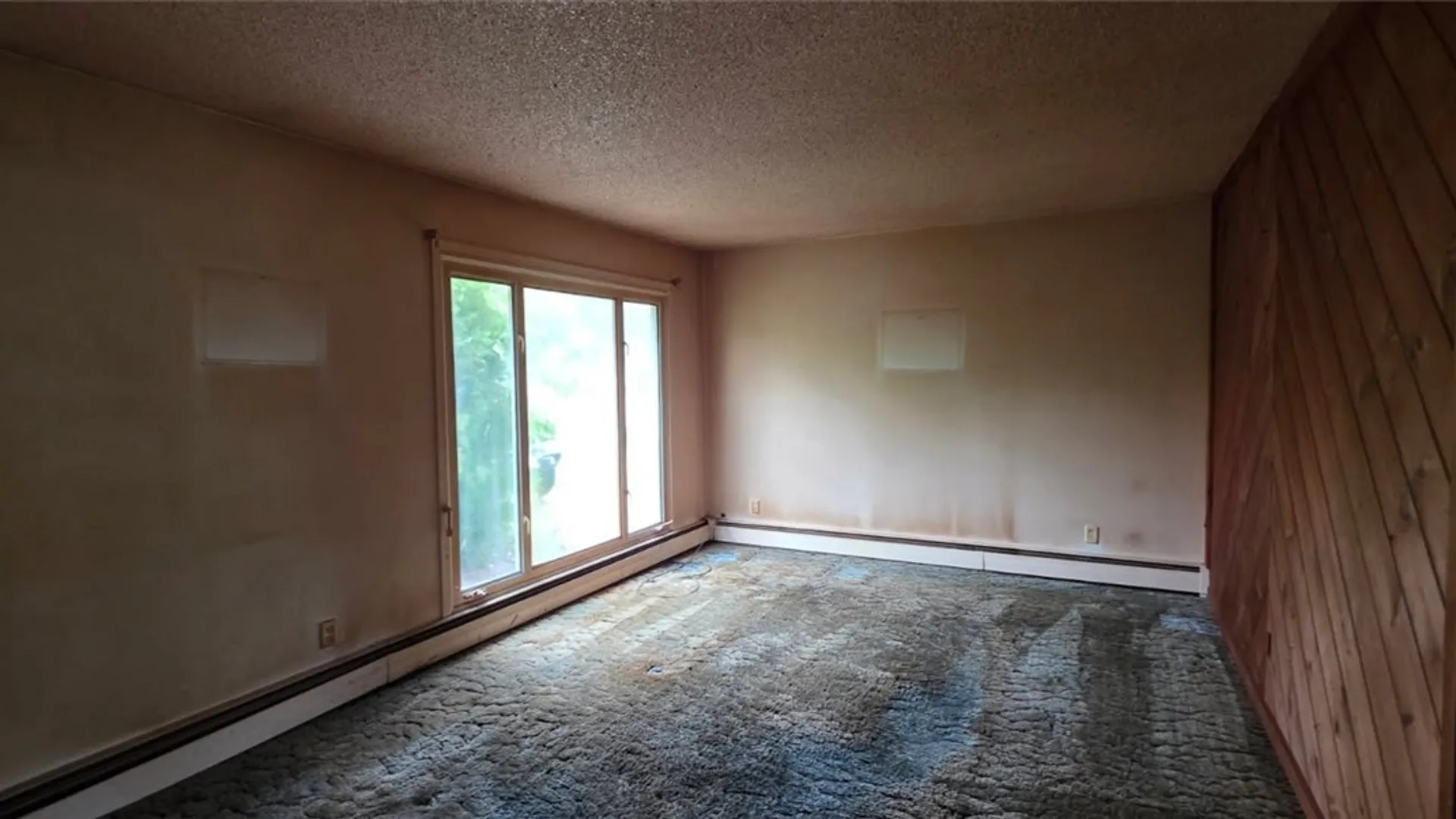 Property at 16 Riverdale Drive, Grand Island, NY 14072 12