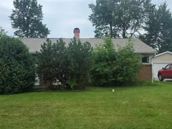 Property at 16 Riverdale Drive, Grand Island, NY 14072