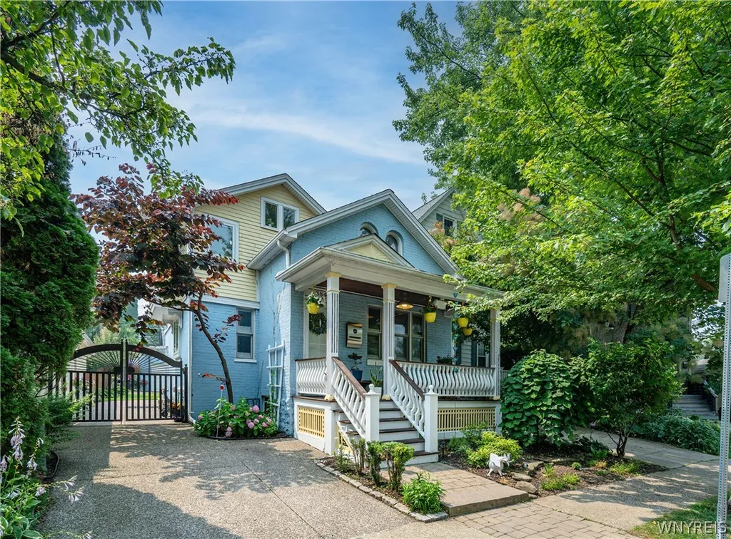 Property at 384 Summer Street, Buffalo, NY 14213