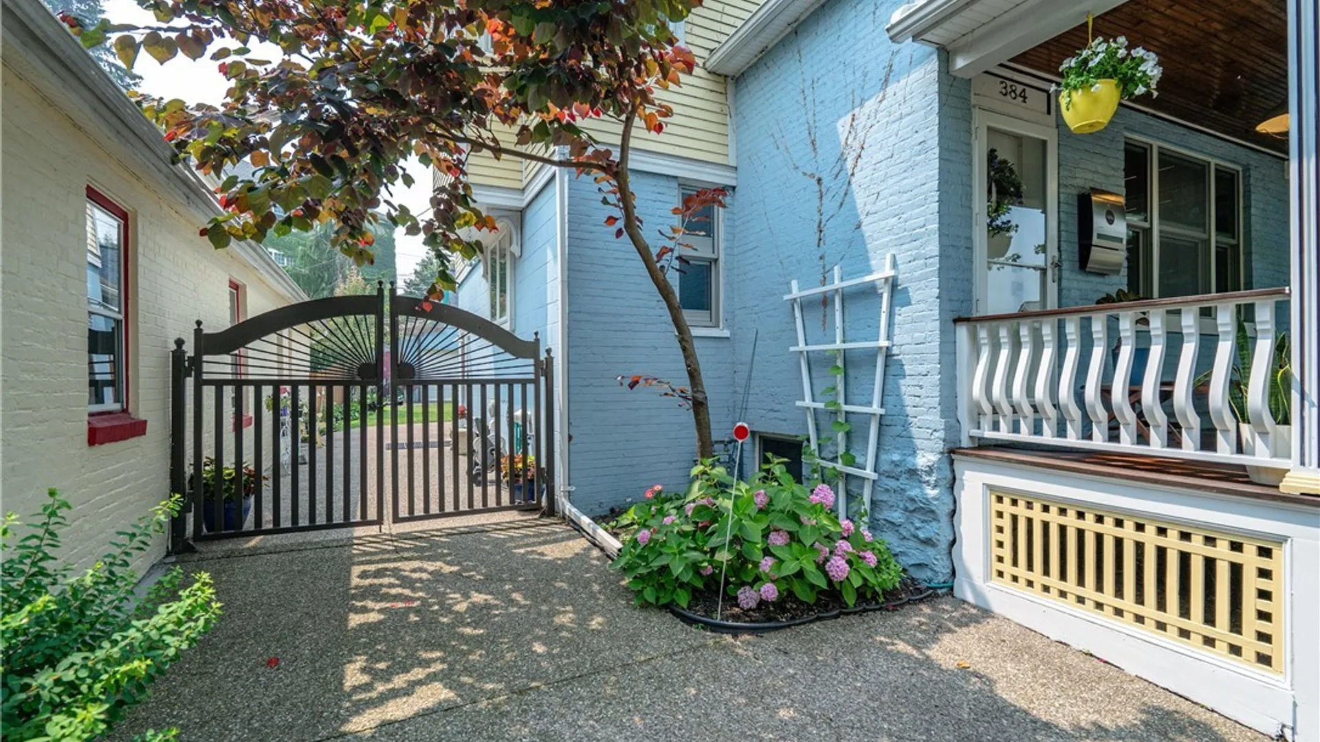 Property at 384 Summer Street, Buffalo, NY 14213 5